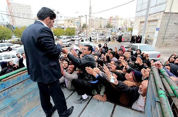Country like Iran which has benefited from the inherent wealth, now in the result of 35 years of religious rule has reached a stage where people have become beggars, poor and receiver of governmental alms. — Photo source: Fars News Agency