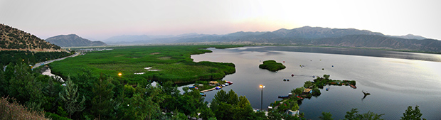 Zrêbar Lake